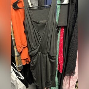 Black Dress with Cutout - M